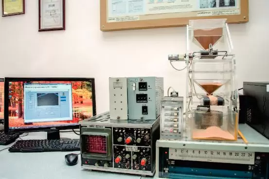 Automated laboratory dosing unit.jpg
